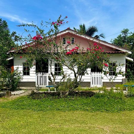 Kapal Terbang Guest House Langkawi Pantai Cenang  Extérieur photo